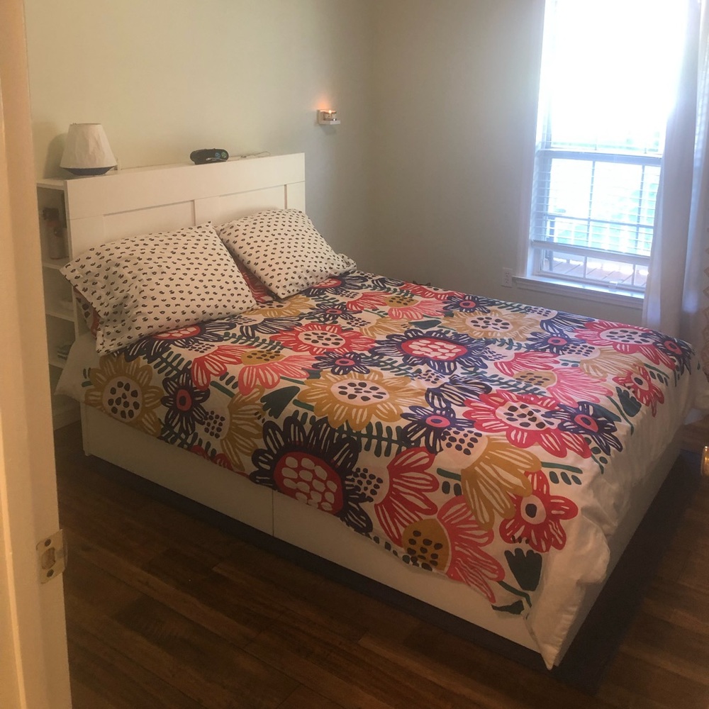 Ikea Full/Queen Duvet Cover + 2 Pillow Cases